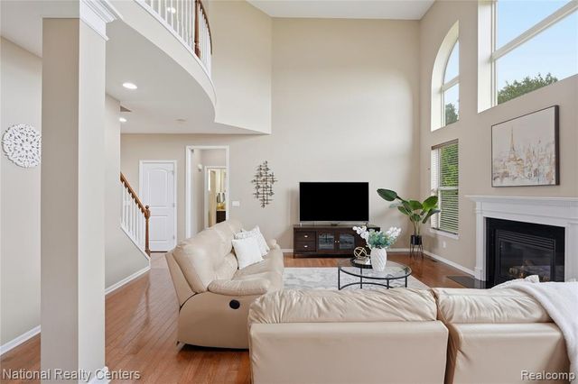 52347 Ferndale Drive, Northville, MI 48167