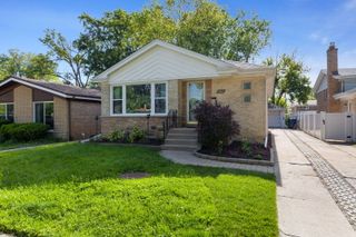 604 Lavergne Avenue, Wilmette, IL 60091