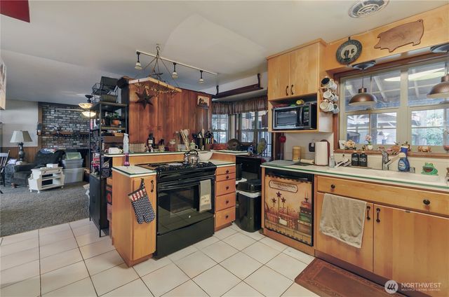 7522 57th Ave Ct NW, Gig Harbor, WA 98335