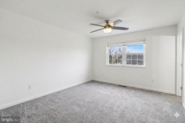 6 WESTWOOD CT, Enola, PA 17025