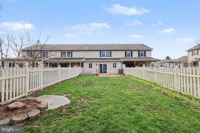 6 WESTWOOD CT, Enola, PA 17025