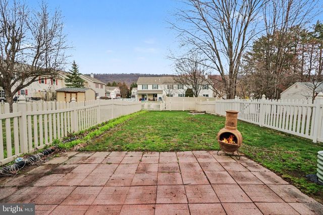 6 WESTWOOD CT, Enola, PA 17025