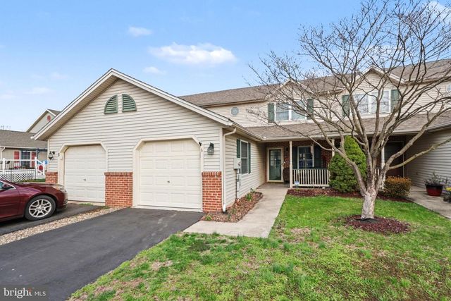 6 WESTWOOD CT, Enola, PA 17025