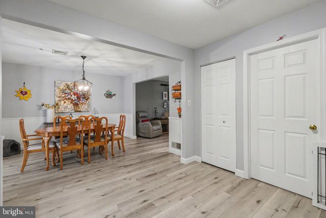 6 WESTWOOD CT, Enola, PA 17025