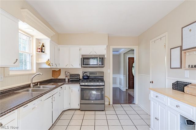 3407 Clague Road, North Olmsted, OH 44070