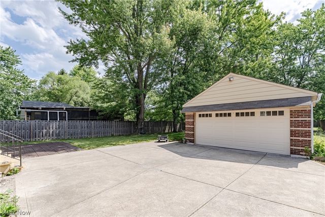 3407 Clague Road, North Olmsted, OH 44070