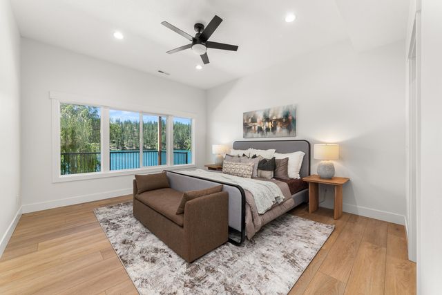 6518A Myrtle Dr, Nine Mile Falls, WA 99026