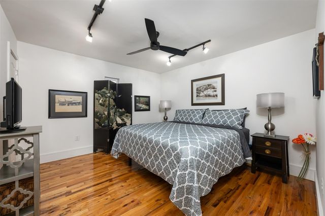 212 County Road 229 RD, Briggs, TX 78608