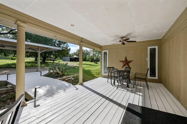 212 County Road 229 RD, Briggs, TX 78608