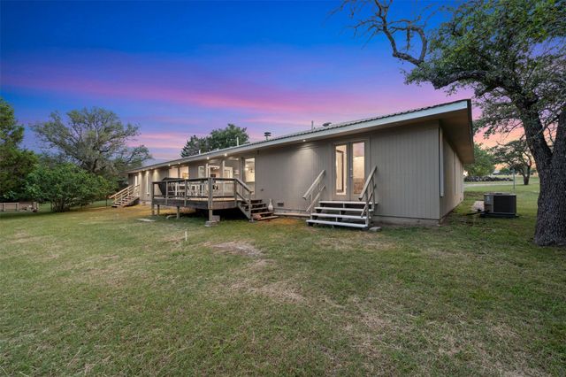 212 County Road 229 RD, Briggs, TX 78608