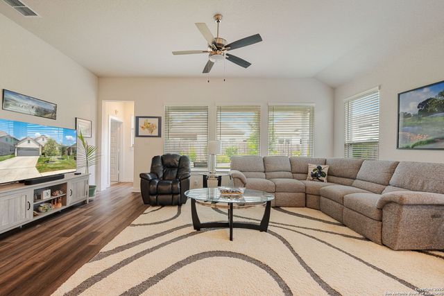 1961 Edelweiss, New Braunfels, TX 78130