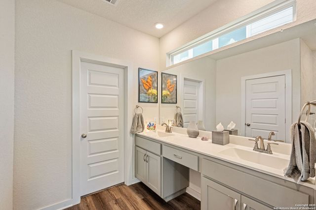 1961 Edelweiss, New Braunfels, TX 78130