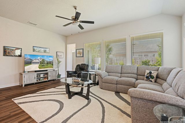 1961 Edelweiss, New Braunfels, TX 78130