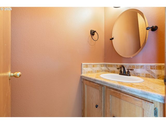 51607 Sw 5TH St, Scappoose, OR 97056