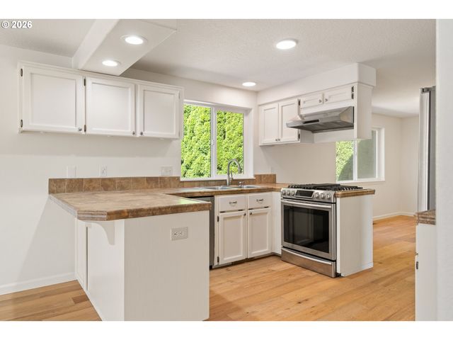 51607 Sw 5TH St, Scappoose, OR 97056