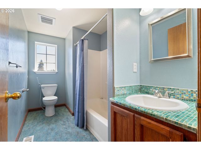 51607 Sw 5TH St, Scappoose, OR 97056