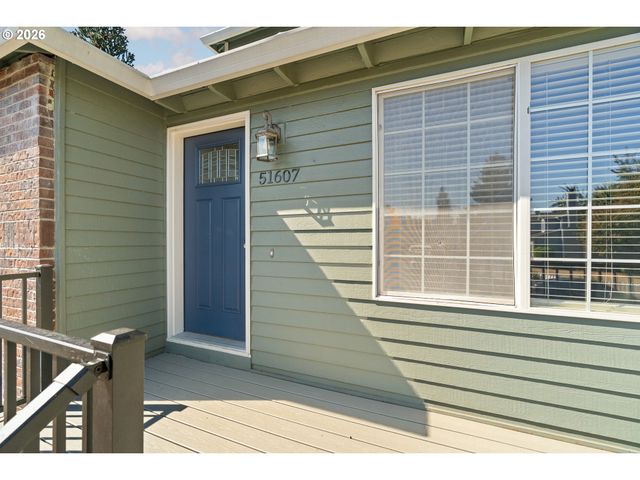 51607 Sw 5TH St, Scappoose, OR 97056
