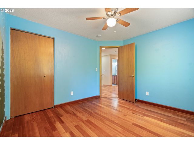 51607 Sw 5TH St, Scappoose, OR 97056