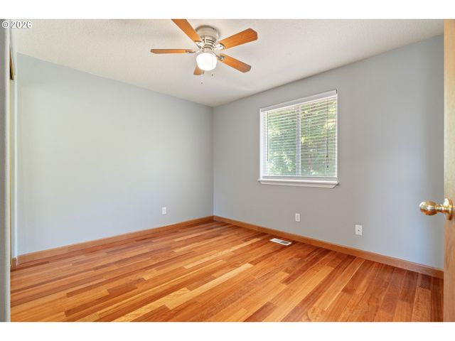 51607 Sw 5TH St, Scappoose, OR 97056