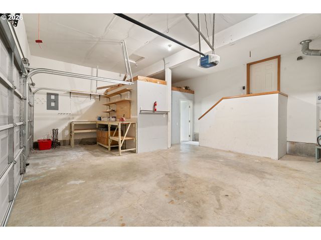 51607 Sw 5TH St, Scappoose, OR 97056