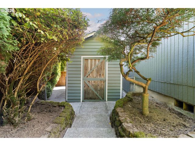 51607 Sw 5TH St, Scappoose, OR 97056
