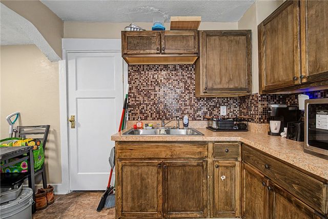 329 Roxbury Road, Dayton, OH 45417