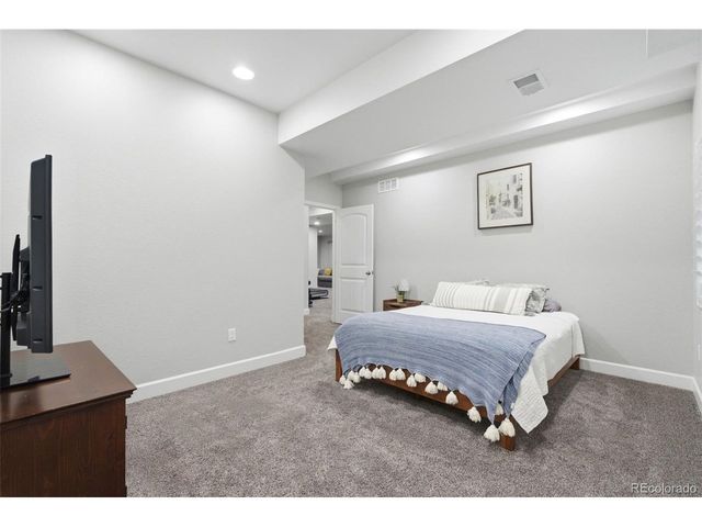 68 Western Sky Cir, Longmont, CO 80501