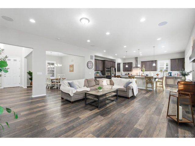 68 Western Sky Cir, Longmont, CO 80501