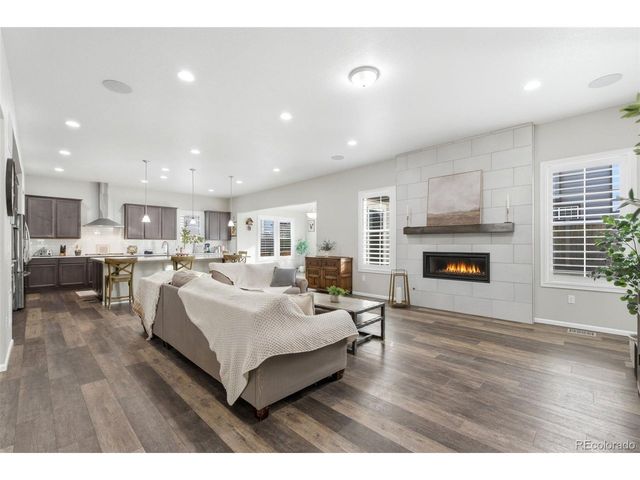 68 Western Sky Cir, Longmont, CO 80501