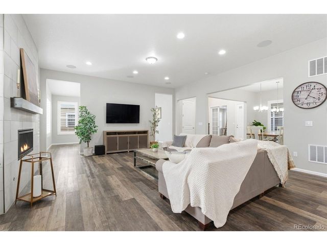 68 Western Sky Cir, Longmont, CO 80501