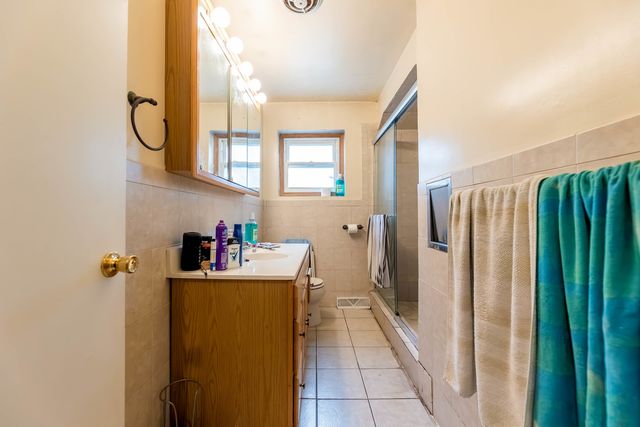 8841 Tulley Avenue, Oak Lawn, IL 60453
