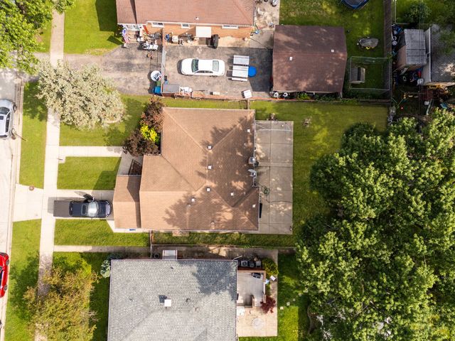 8841 Tulley Avenue, Oak Lawn, IL 60453