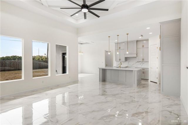 3011 Silver Oak Avenue, Mission, TX 78574