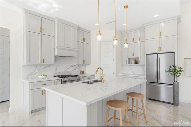 3011 Silver Oak Avenue, Mission, TX 78574