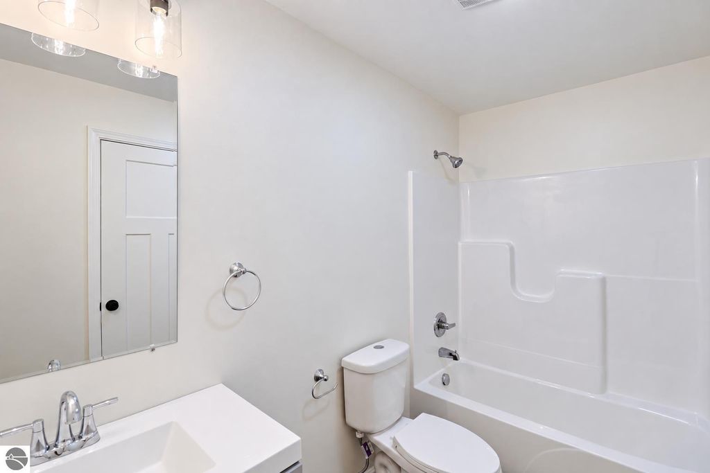 Image 13 of property listing at 505 Kane Street, Mt Pleasant, MI 48858