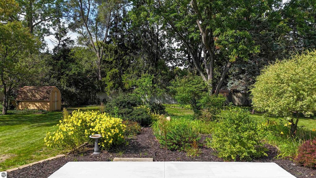 Image 20 of property listing at 505 Kane Street, Mt Pleasant, MI 48858