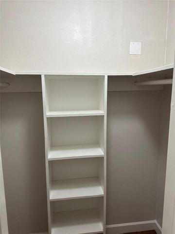 803 W 28th ST 206, Austin, TX 78705