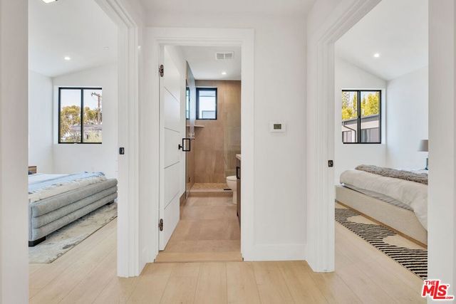 337 6th Avenue, Venice, CA 90291