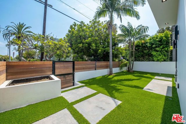 337 6th Avenue, Venice, CA 90291