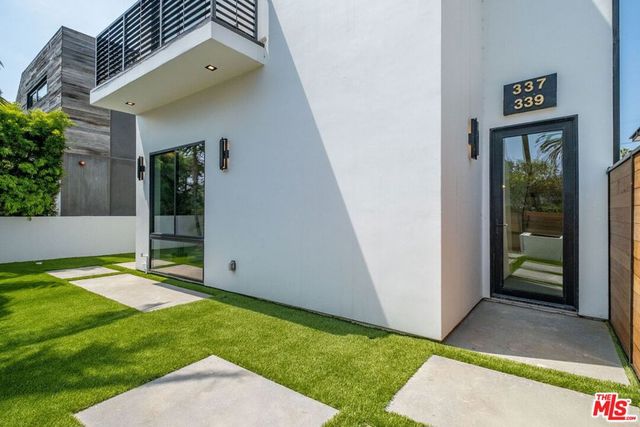 337 6th Avenue, Venice, CA 90291