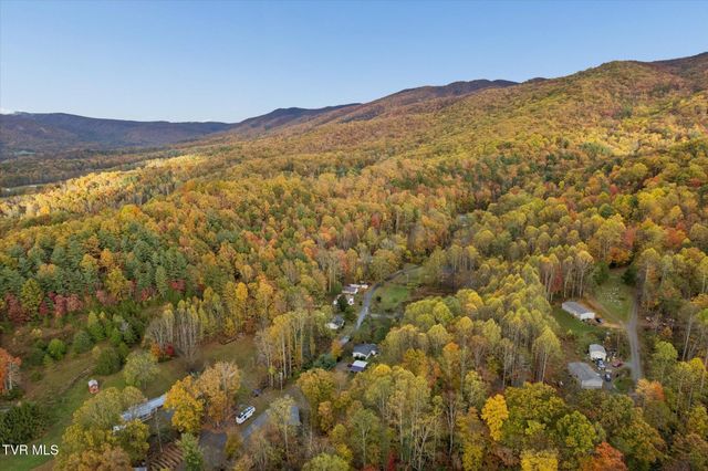 270 Hurley Hollow Road, Elizabethton, TN 37643