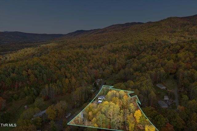 270 Hurley Hollow Road, Elizabethton, TN 37643