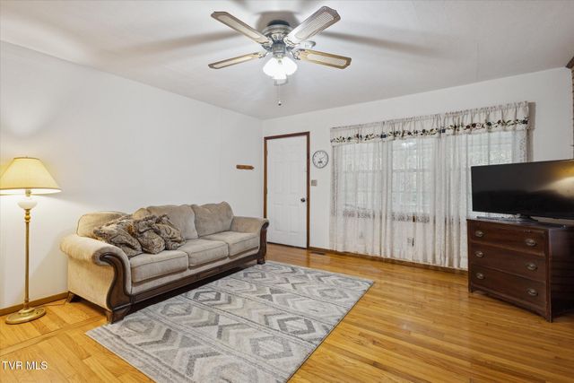 270 Hurley Hollow Road, Elizabethton, TN 37643