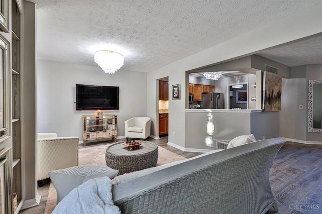 6748 Sandharbor Court, Hamilton Twp, OH 45039