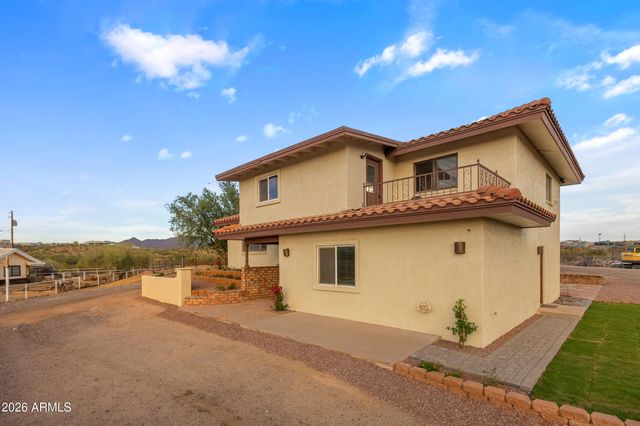 3846 N 54TH Street, Mesa, AZ 85215
