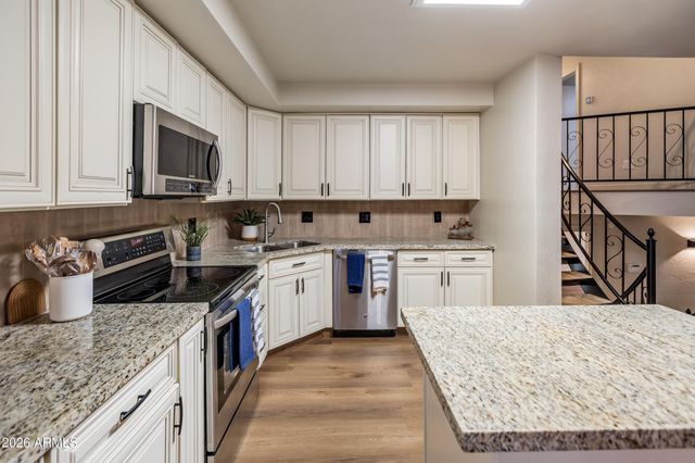 3846 N 54TH Street, Mesa, AZ 85215