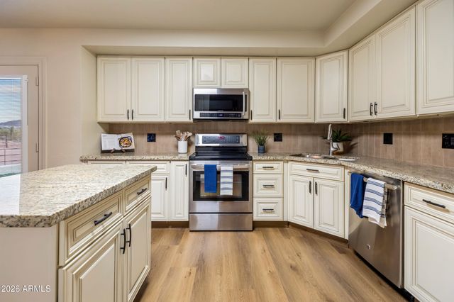 3846 N 54TH Street, Mesa, AZ 85215