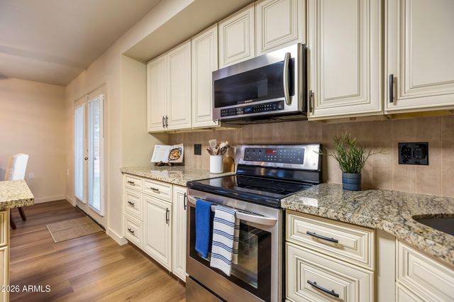 3846 N 54TH Street, Mesa, AZ 85215