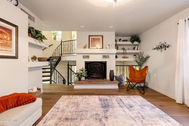 3846 N 54TH Street, Mesa, AZ 85215
