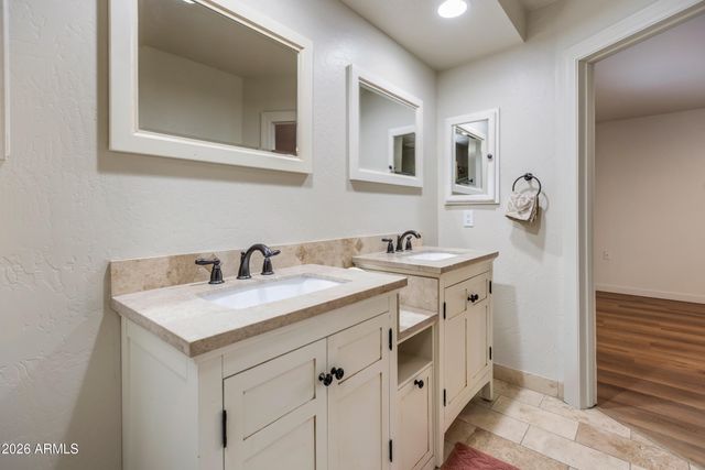 3846 N 54TH Street, Mesa, AZ 85215